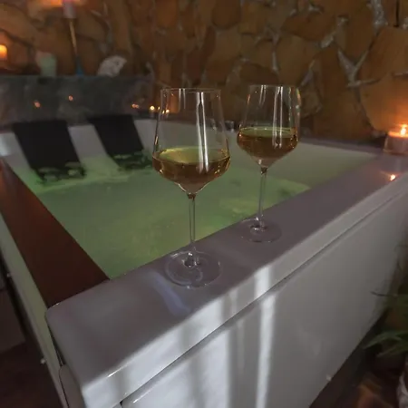 Ξενοδοχείο Onore Dell 2 Sa Djakuzijem 4*