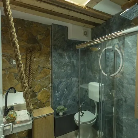 Ξενοδοχείο Onore Dell 2 Sa Djakuzijem